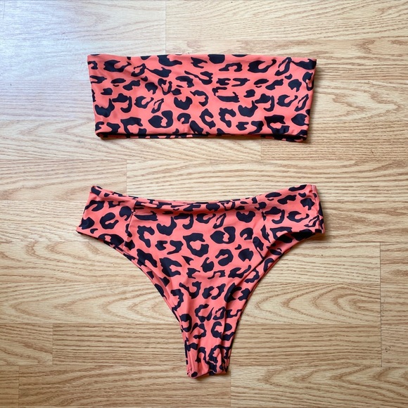 Leopard Bikini Set 👙 - Picture 2 of 2